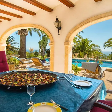 Villa Adelfa By Abahana Villas