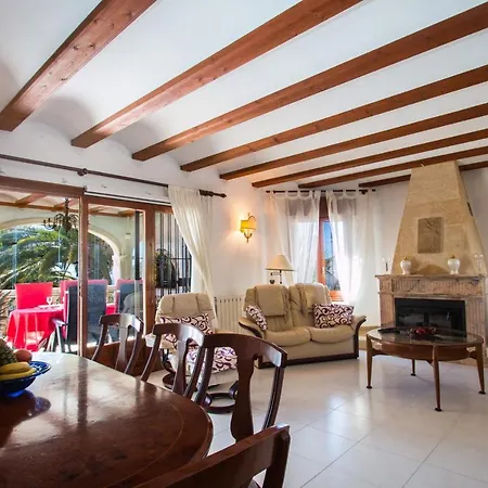 Villa Adelfa By Abahana Villas