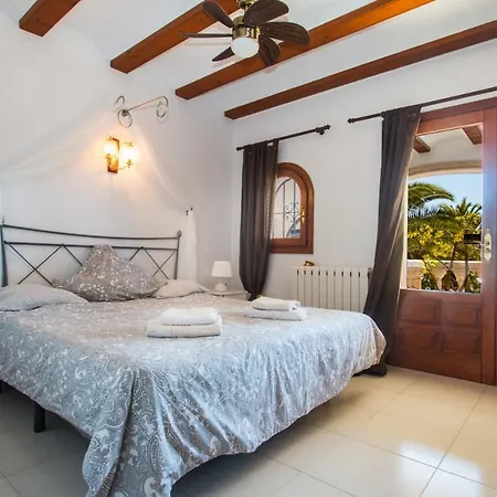 Adelfa By Abahana Villas Villa